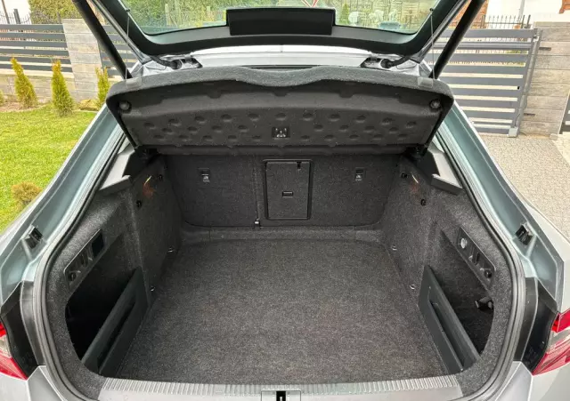 SKODA Superb Combi 2.0 TDI DSG Ambition