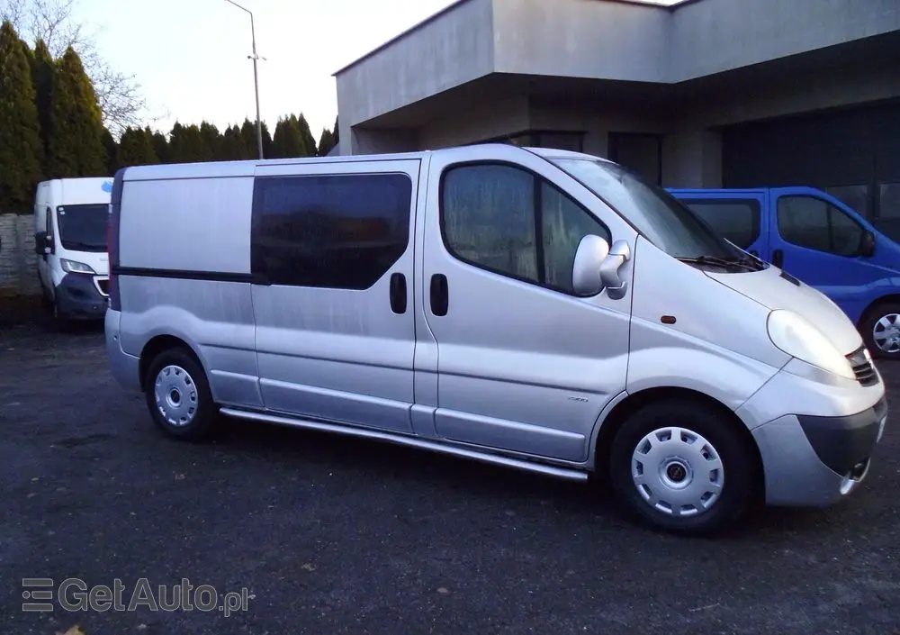 OPEL Vivaro 