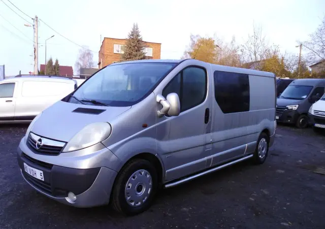 OPEL Vivaro 