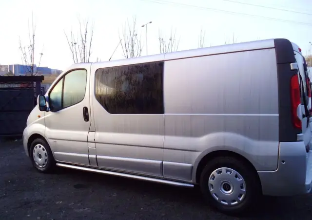 OPEL Vivaro 