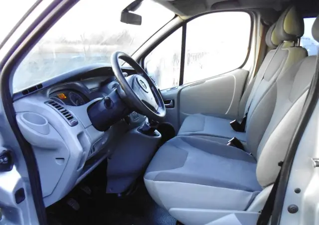 OPEL Vivaro 
