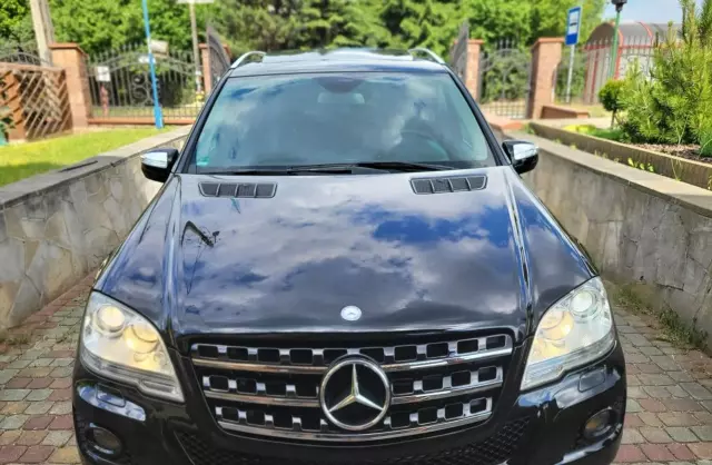 MERCEDES-BENZ Ml 