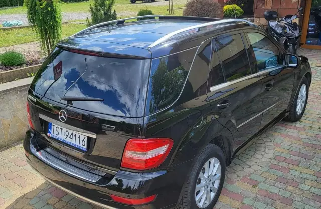MERCEDES-BENZ Ml 