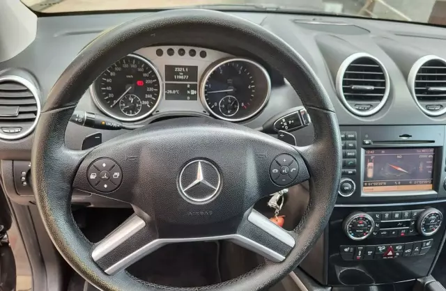 MERCEDES-BENZ Ml 