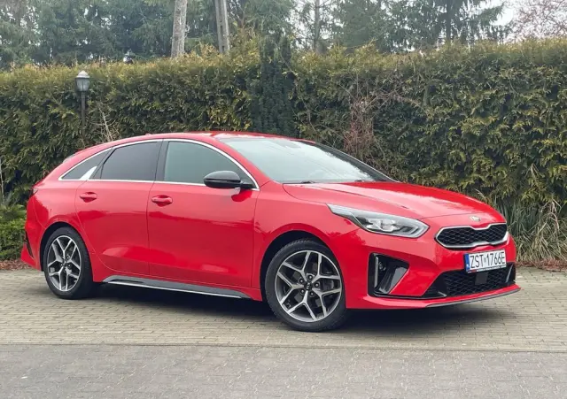 KIA ProCeed 1.4 T-GDI OPF GT LINE