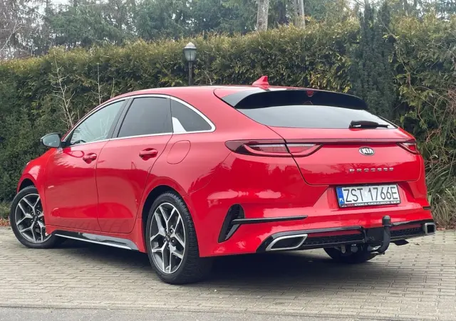 KIA ProCeed 1.4 T-GDI OPF GT LINE