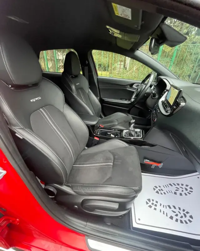 KIA ProCeed 1.4 T-GDI OPF GT LINE