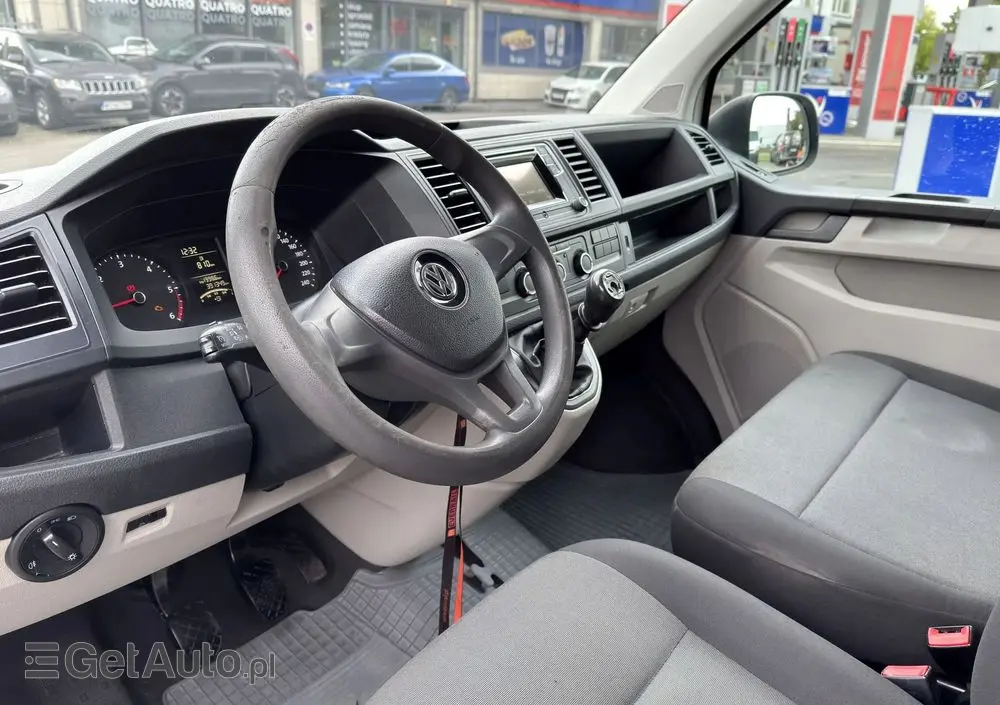 VOLKSWAGEN T6 TRANSPORTER 2,0 TDI 