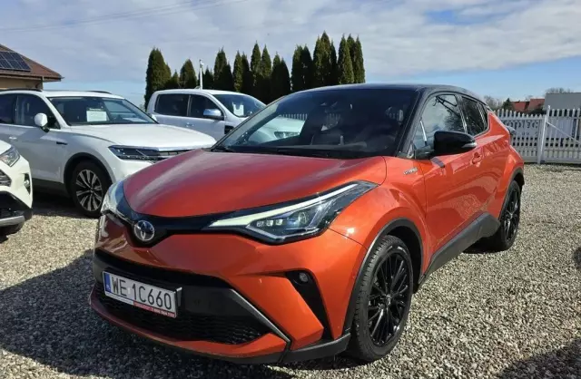 TOYOTA C-HR 