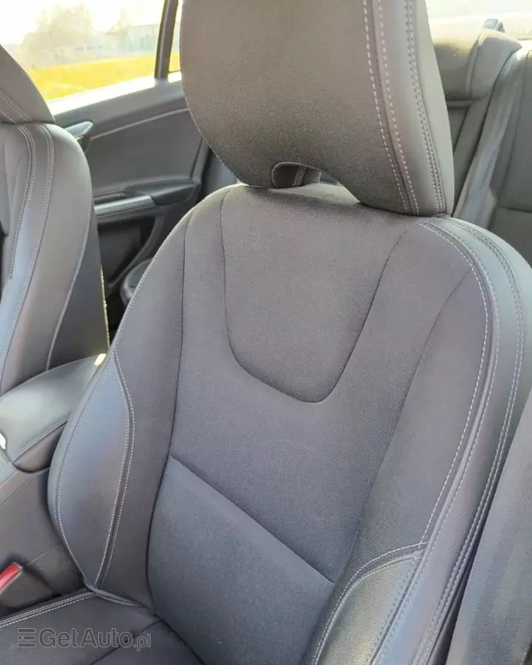 VOLVO S60 D4 Drive-E Momentum