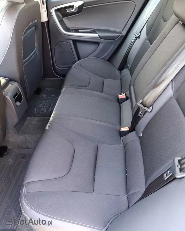 VOLVO S60 D4 Drive-E Momentum