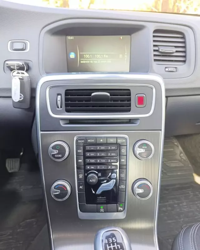 VOLVO S60 D4 Drive-E Momentum