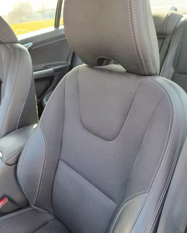 VOLVO S60 D4 Drive-E Momentum