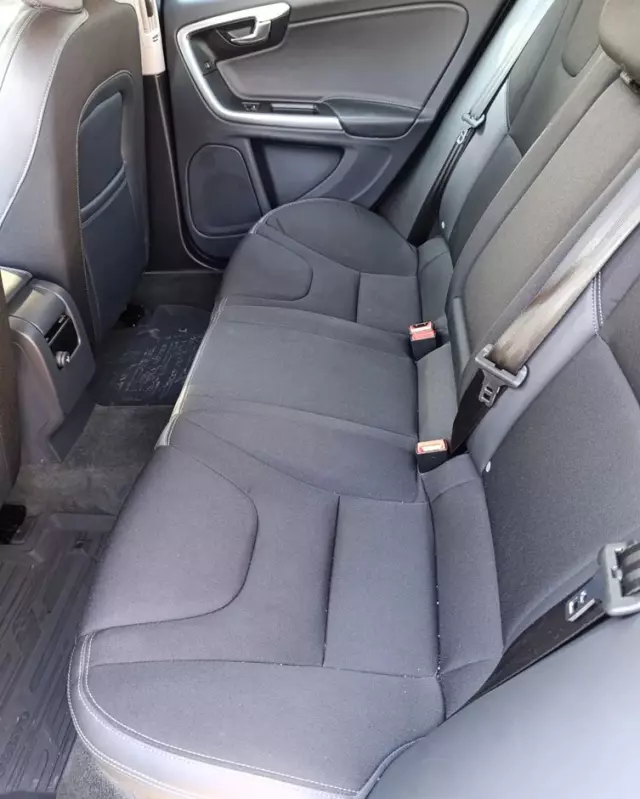 VOLVO S60 D4 Drive-E Momentum