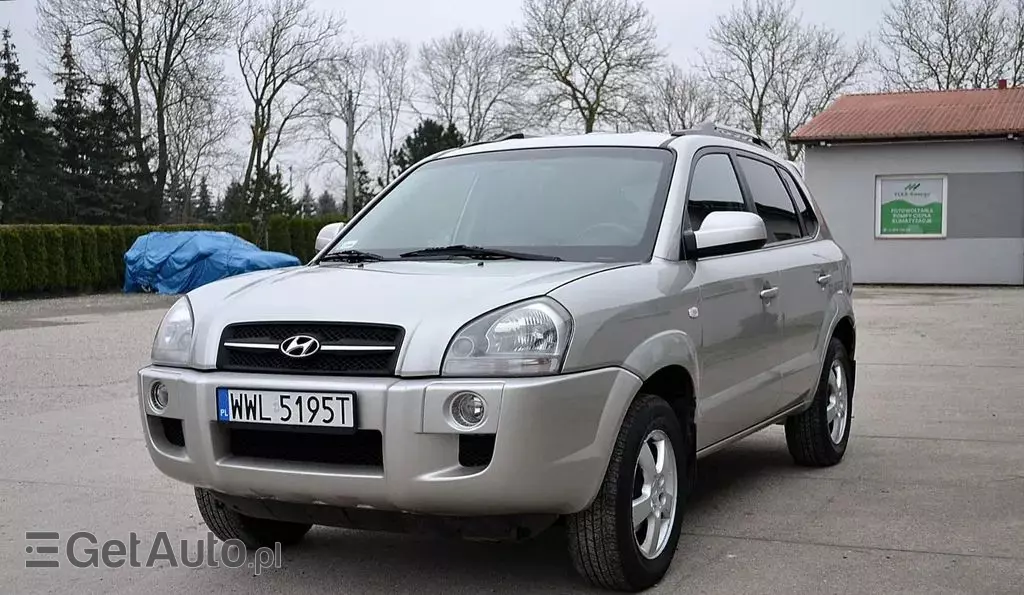 HYUNDAI Tucson 