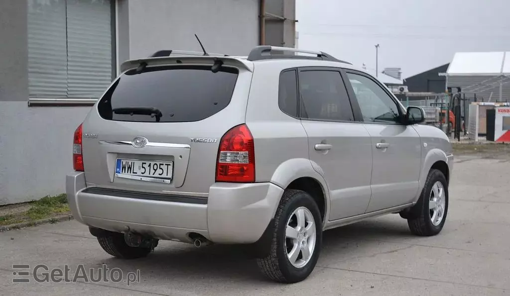 HYUNDAI Tucson 
