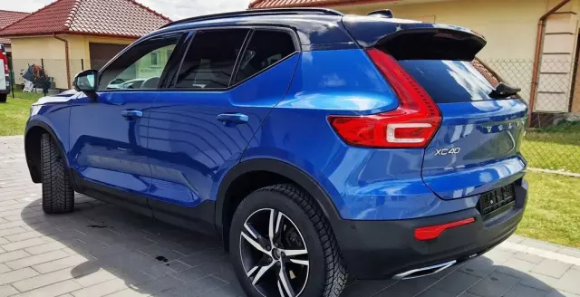 VOLVO Xc 40 