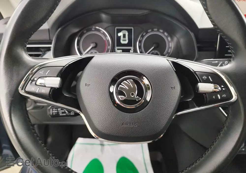 SKODA Kamiq 1.0 TSI Ambition