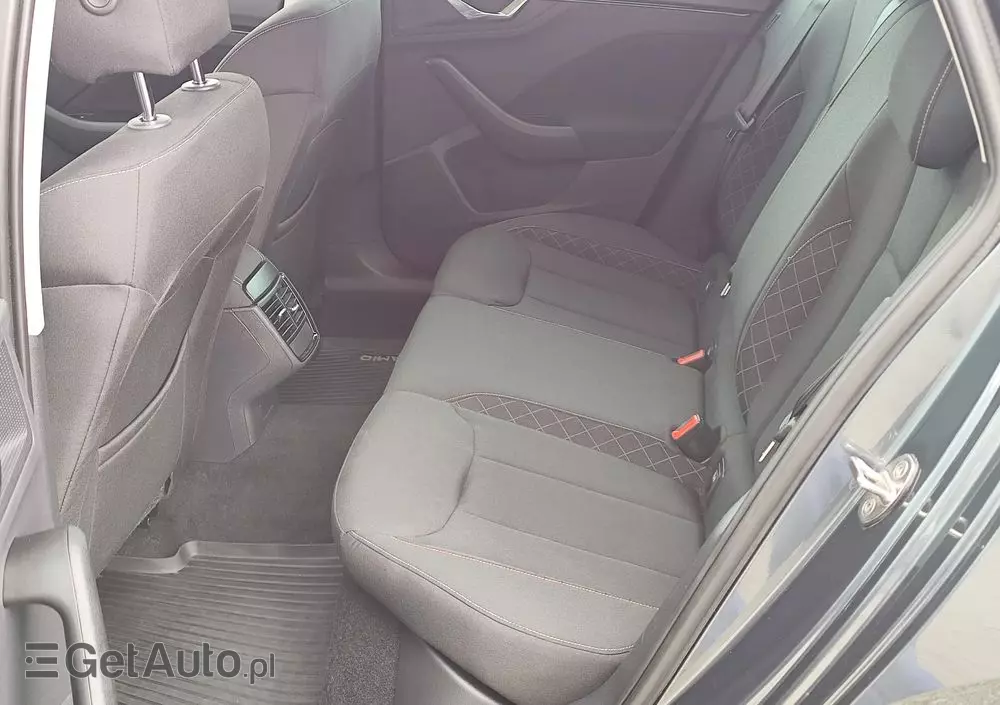 SKODA Kamiq 1.0 TSI Ambition