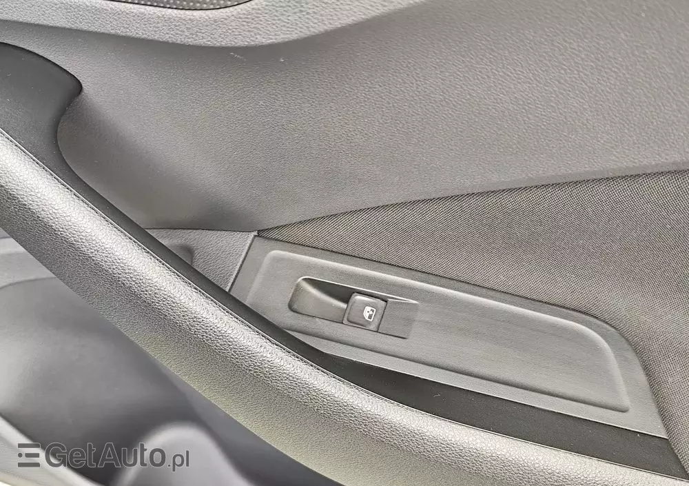 SKODA Kamiq 1.0 TSI Ambition