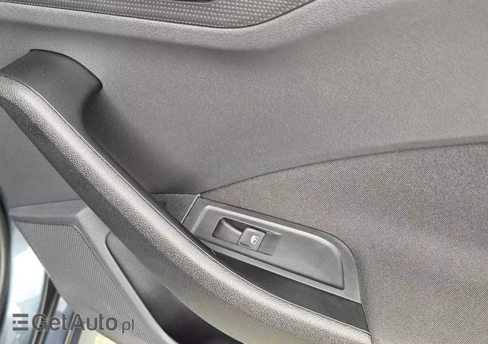 SKODA Kamiq 1.0 TSI Ambition