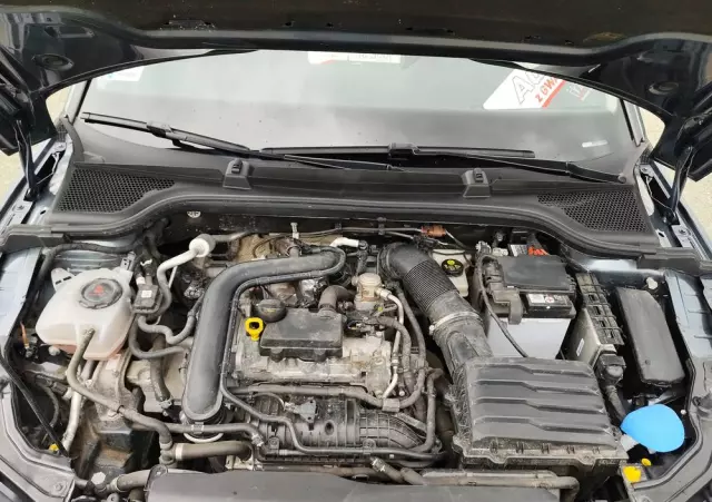 SKODA Kamiq 1.0 TSI Ambition