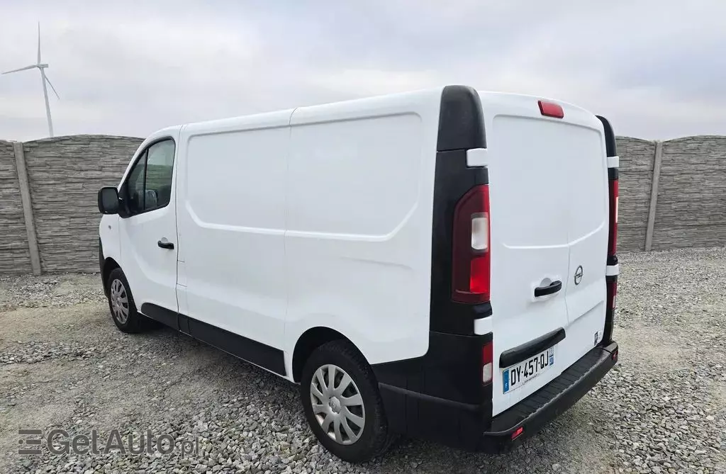 OPEL Vivaro 