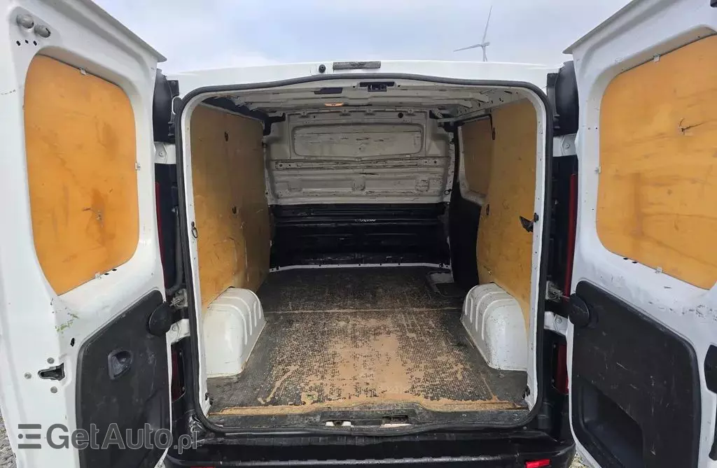 OPEL Vivaro 