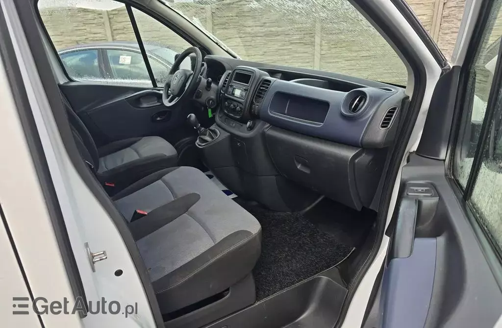 OPEL Vivaro 