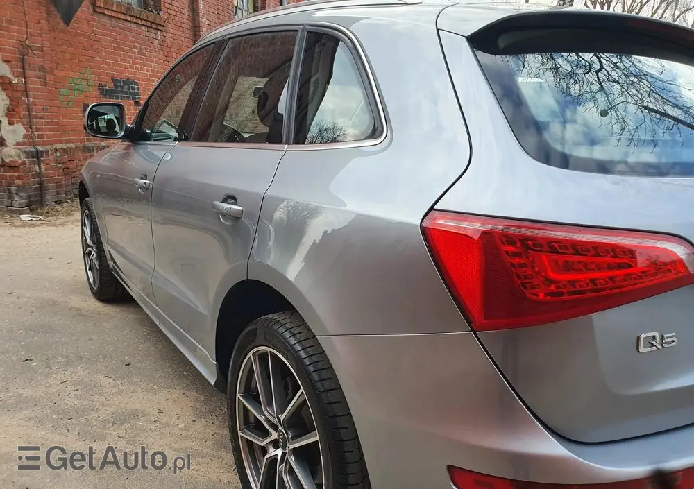 AUDI Q5 2.0 TDI Quattro S tronic