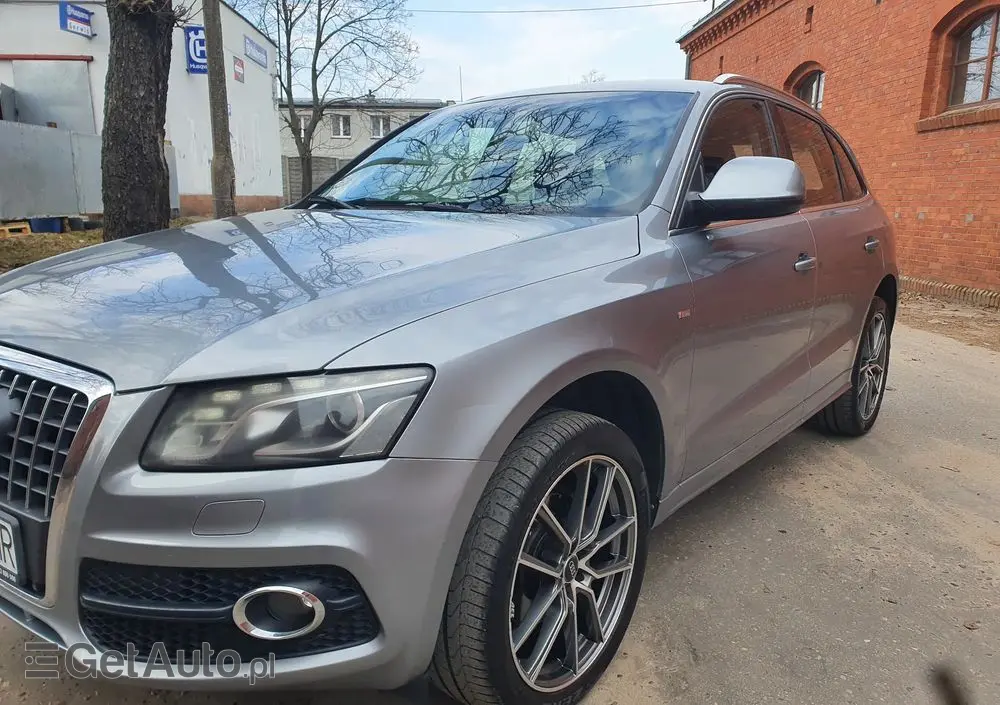 AUDI Q5 2.0 TDI Quattro S tronic