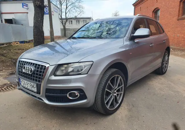 AUDI Q5 2.0 TDI Quattro S tronic