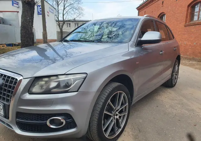 AUDI Q5 2.0 TDI Quattro S tronic