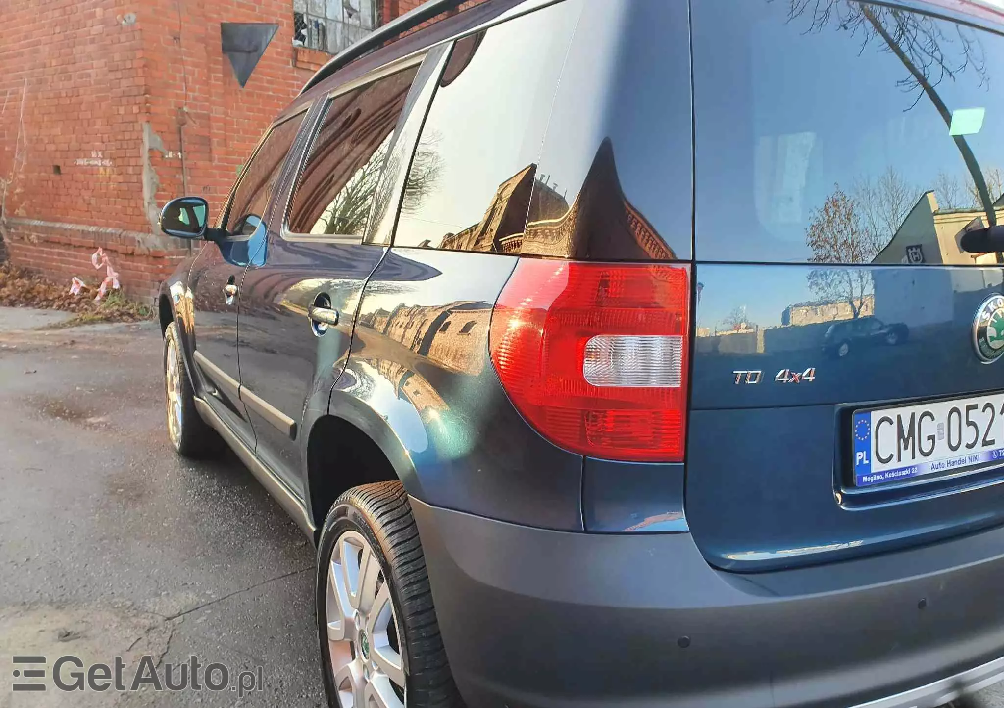 SKODA Yeti 2.0 TDI DPF 4x4 Edition DSG