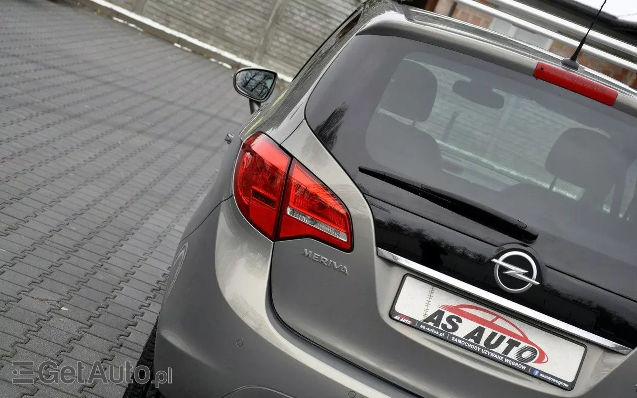 OPEL Meriva 1.4 T Enjoy