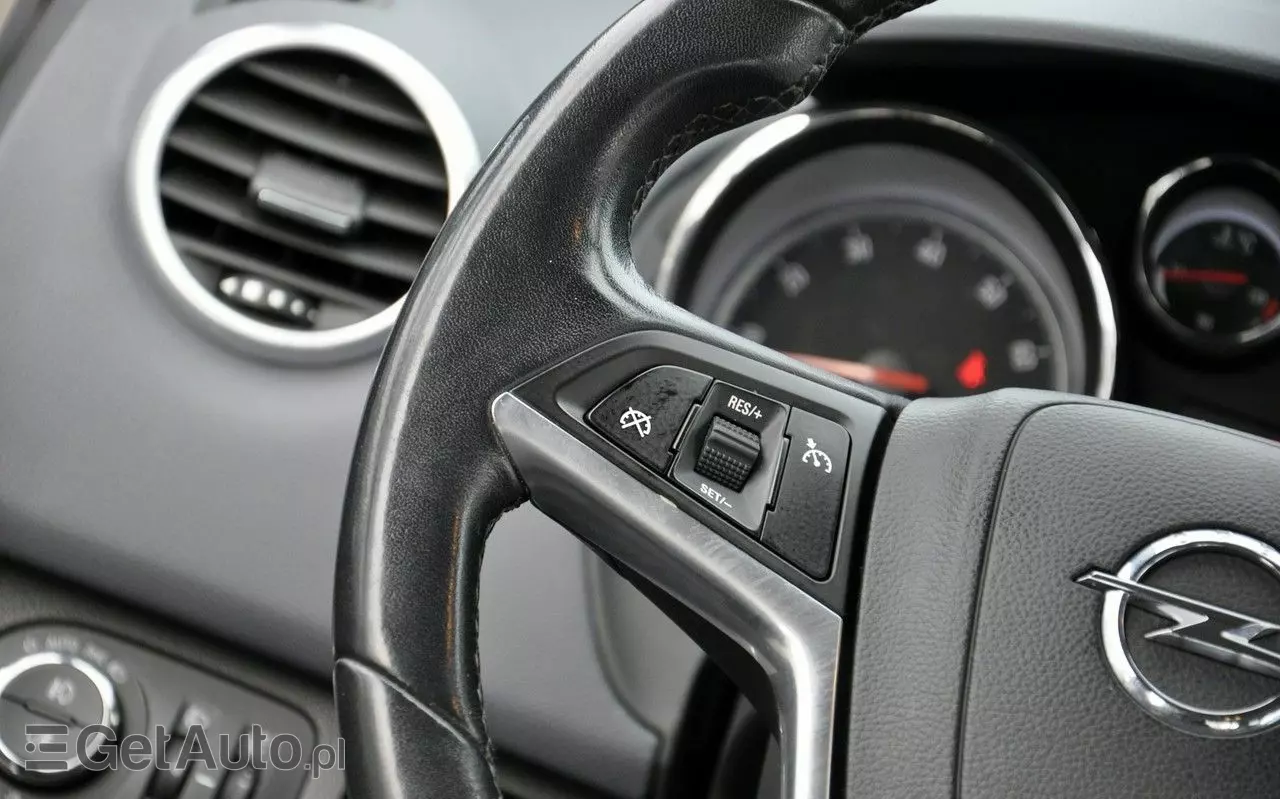 OPEL Meriva 1.4 T Enjoy