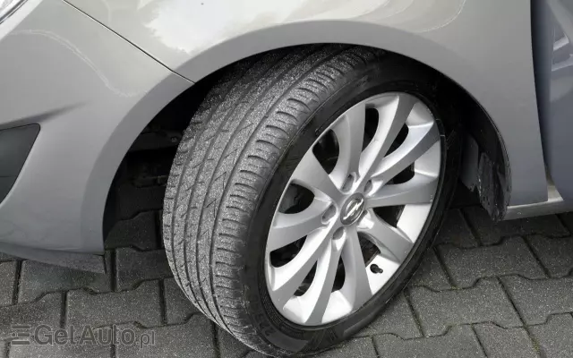OPEL Meriva 1.4 T Enjoy