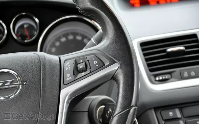 OPEL Meriva 1.4 T Enjoy