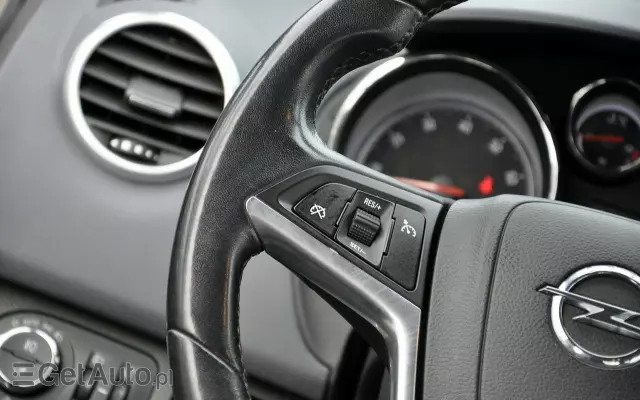 OPEL Meriva 1.4 T Enjoy