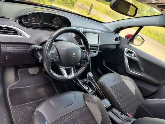 PEUGEOT 2008 Crossway