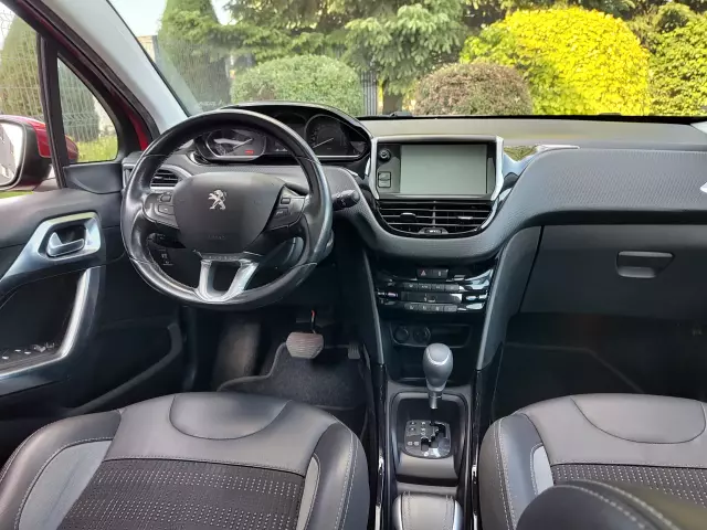 PEUGEOT 2008 Crossway
