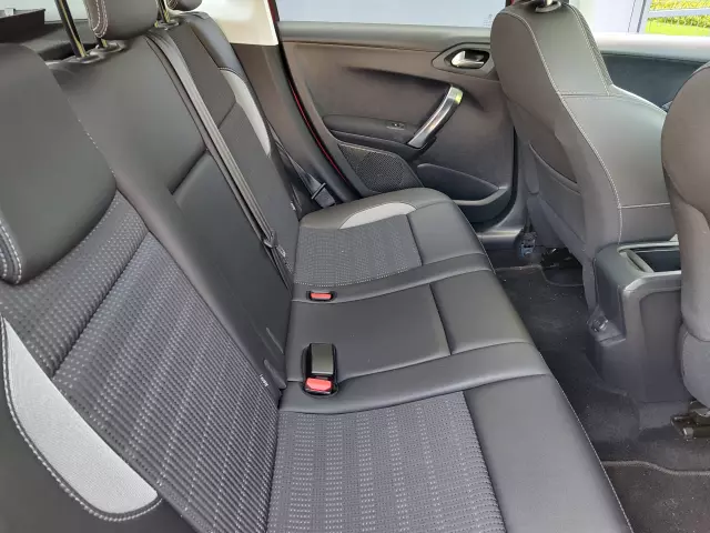 PEUGEOT 2008 Crossway