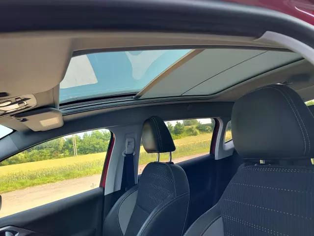 PEUGEOT 2008 Crossway