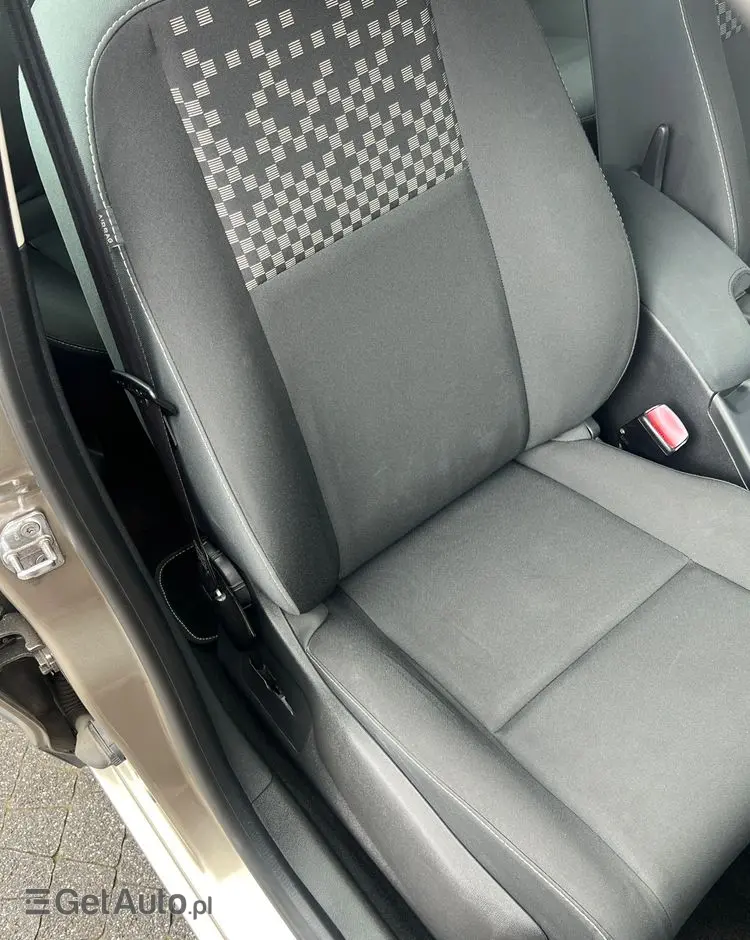 RENAULT Megane 1.6 16V 100 TomTom Edition
