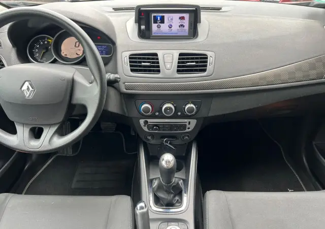 RENAULT Megane 1.6 16V 100 TomTom Edition