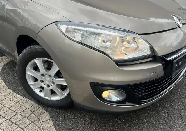 RENAULT Megane 1.6 16V 100 TomTom Edition