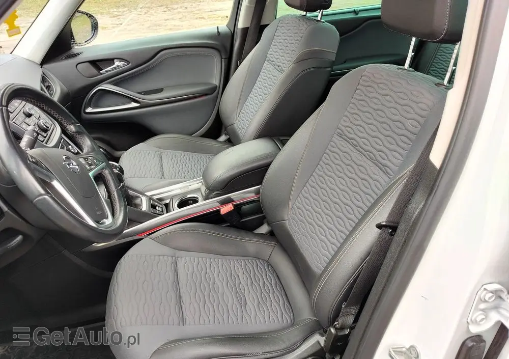 OPEL Zafira Tourer 2.0 CDTI Sport