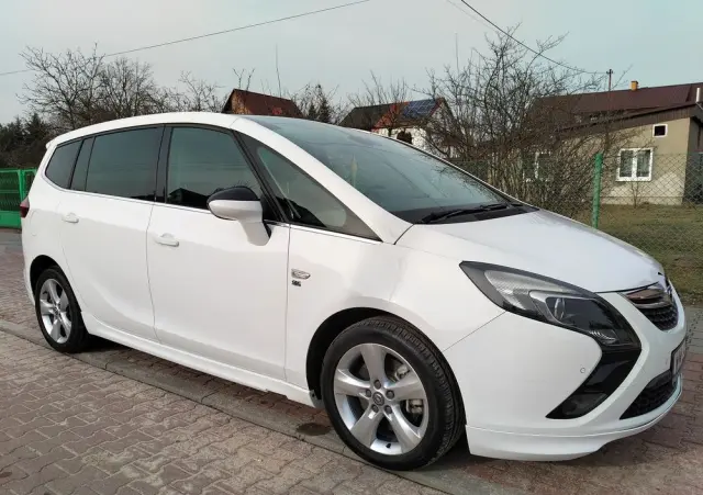 OPEL Zafira Tourer 2.0 CDTI Sport