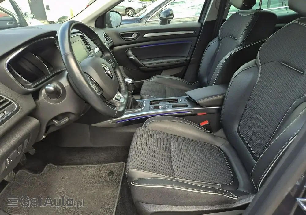 RENAULT Megane 1.2 16V TCe Energy Bose