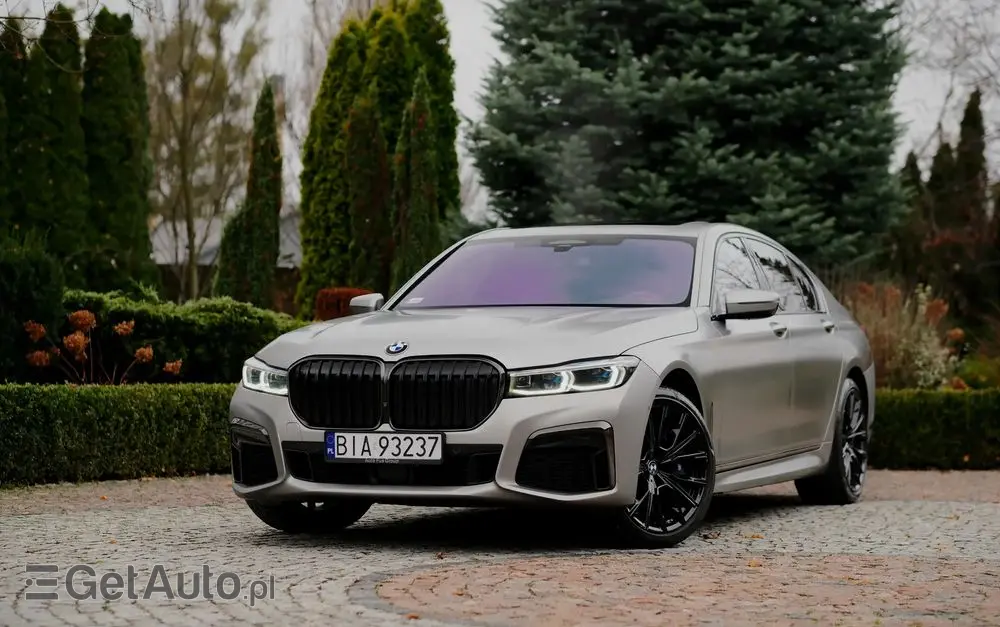 BMW Seria 7 750i xDrive
